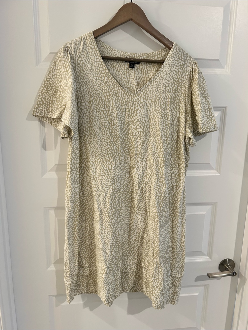 Nicole Miller Original Linen Dress Cream Tan Size M
XL